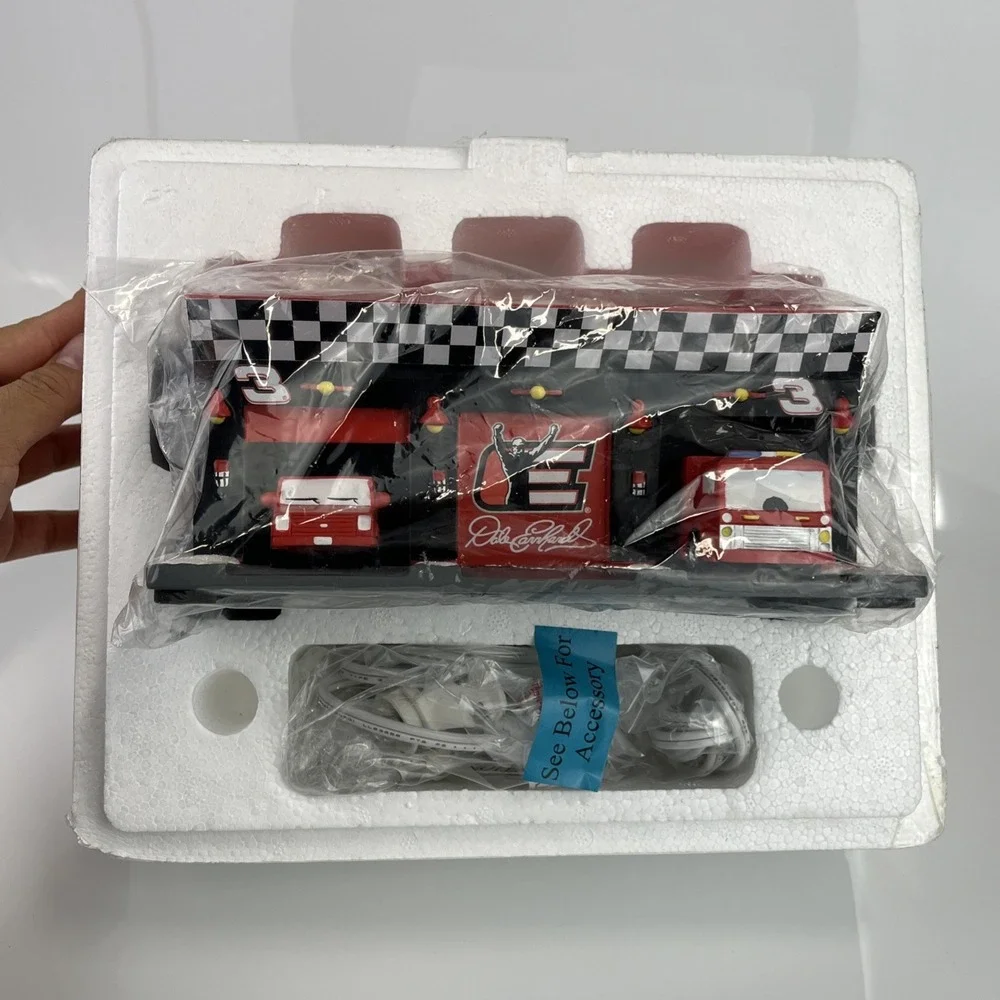 Hawthorne Village NASCAR Dale Earnhardt #3‎ FIRE STATION